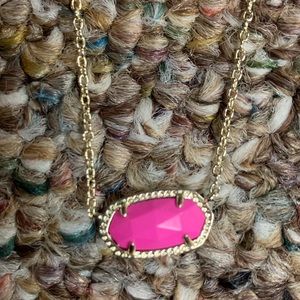 Kendra Scott Jewelry - NEW Kendra Scott Elisa Pendant Necklace in Magenta Kendra Scott Jewelry - NEW Kendra Scott Elisa Pendant Necklace in Magenta